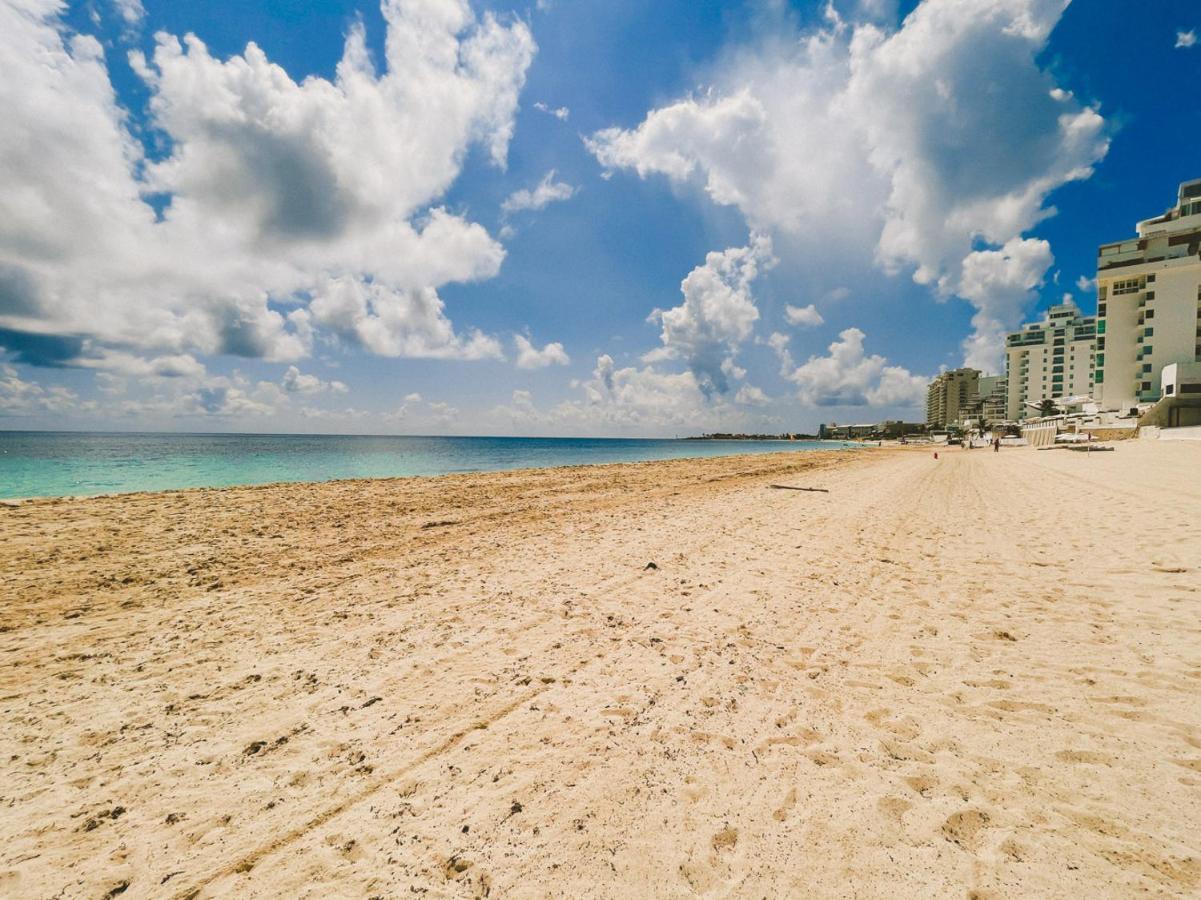 Cancun Plaza Condo Ocean Front Exterior foto
